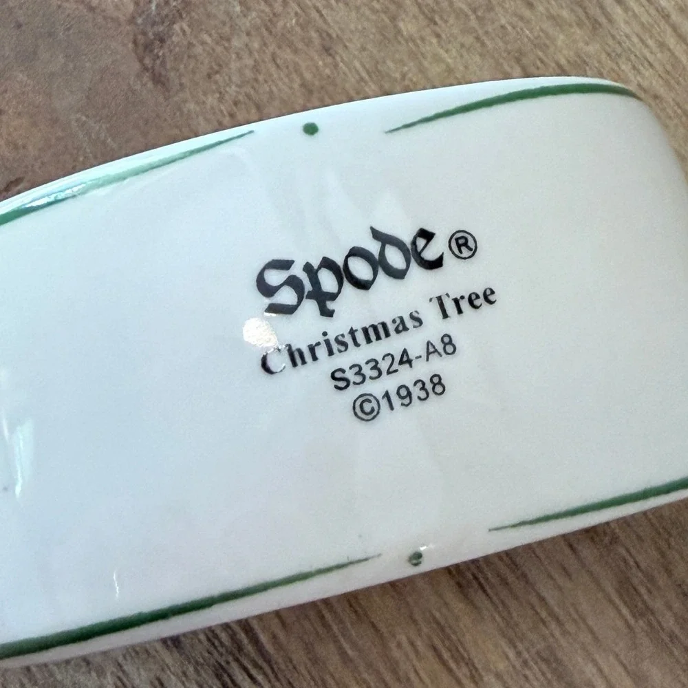 Spode Christmas Tree Napkin Ring Ceramic Oval Holiday Decor